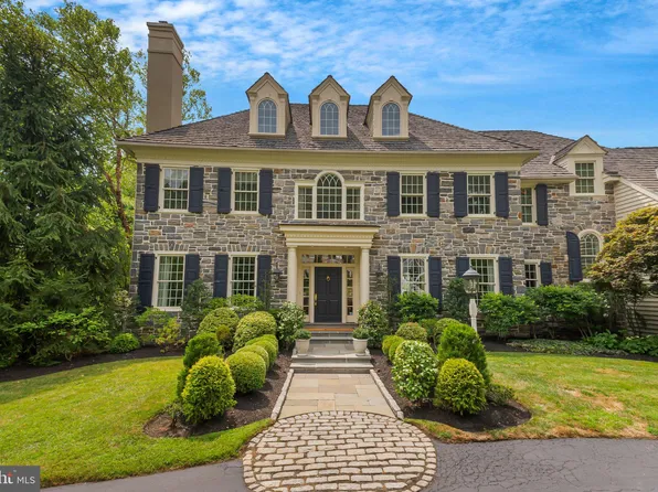 129 Brooke Farm Rd, Wayne, PA 19087