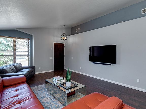3rd image of 3103 E Captain Dreyfus Ave