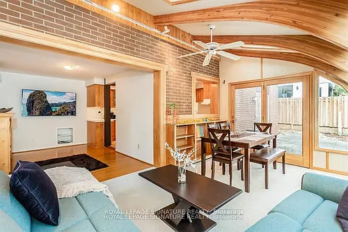 153 Ulster Dr Photo 1