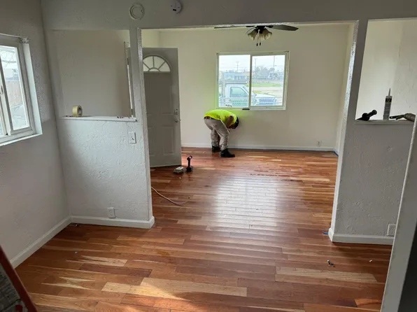 30914 Camp Dr, Visalia, CA 93291