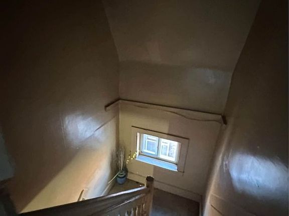 4th image of 111 E Wyoming Ave Floor 3