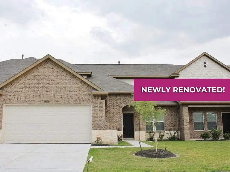 12254 Roy Mix Bohn Ln — Photo 1