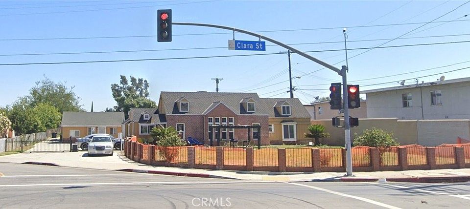 1st image of 5224 Clara St