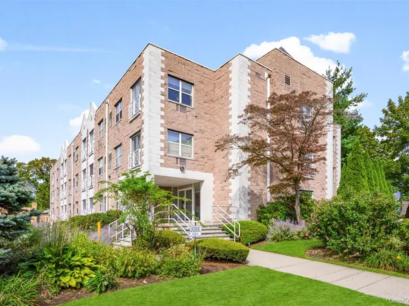 501 N Barry Avenue #3M, Mamaroneck, NY 10543