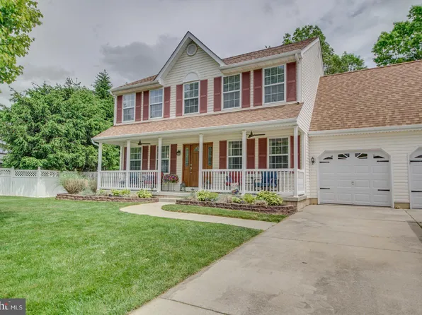 205 Kenmore Dr, Williamstown, NJ 08094