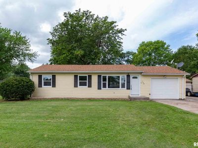 108 E 6th St, Coal Valley, IL, 61240