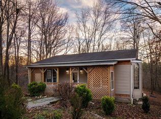 400 Okell Ln, Fraziers Bottom, WV 25082