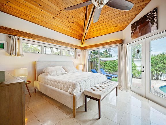 4th image of 2625 Gulfstream Lane