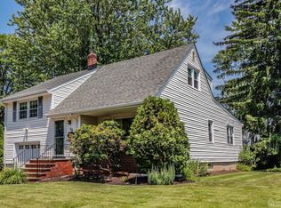 36 Hazelwood Ave, Metuchen, NJ 08840