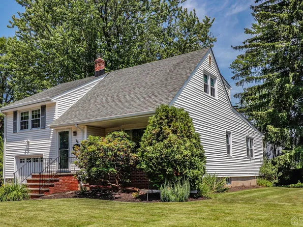 36 Hazelwood Ave, Metuchen, NJ 08840