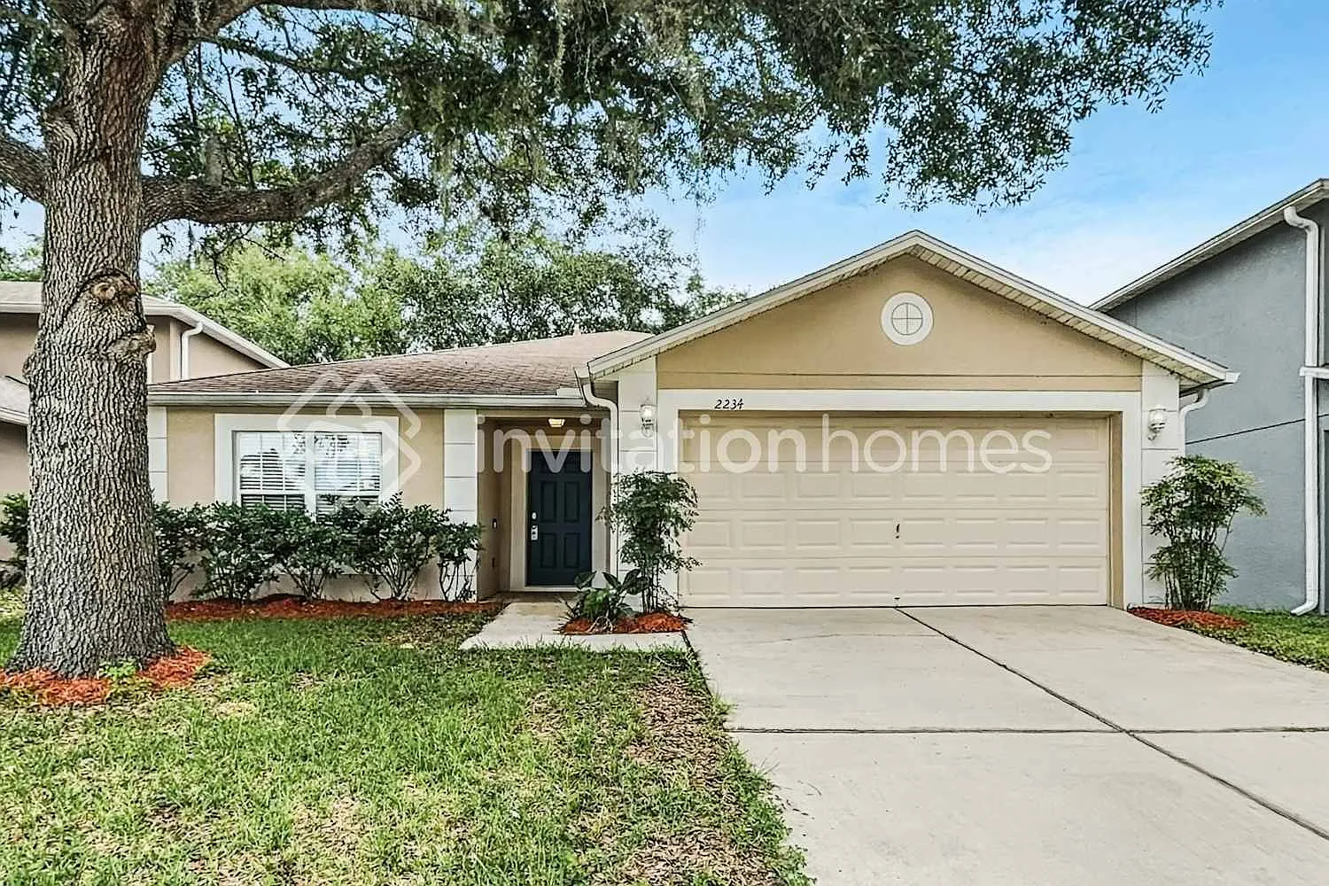 2234 Martins Run Tavares, FL 32778 — Photo 1