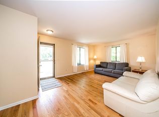 8820 21 Mile Rd, Shelby Township, MI 48317