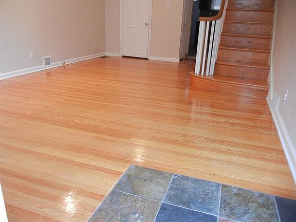 2nd image of 2530 S Jessup St