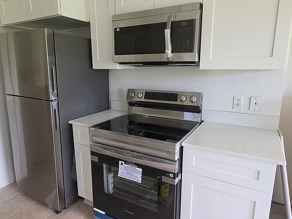 2nd image of 601 Cavaness Dr