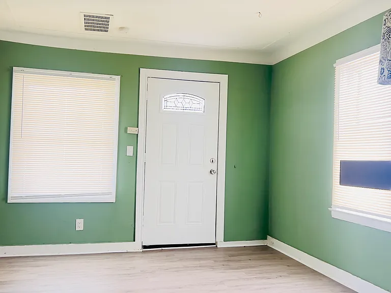 8209 Orchard Ave — Photo 8