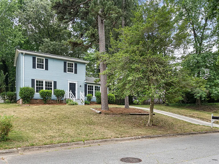 2103 Shane Dr — Photo 30