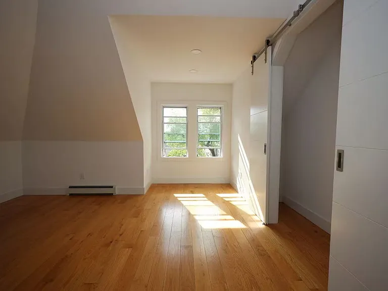 7807 Ridge Blvd #3 — Photo 6