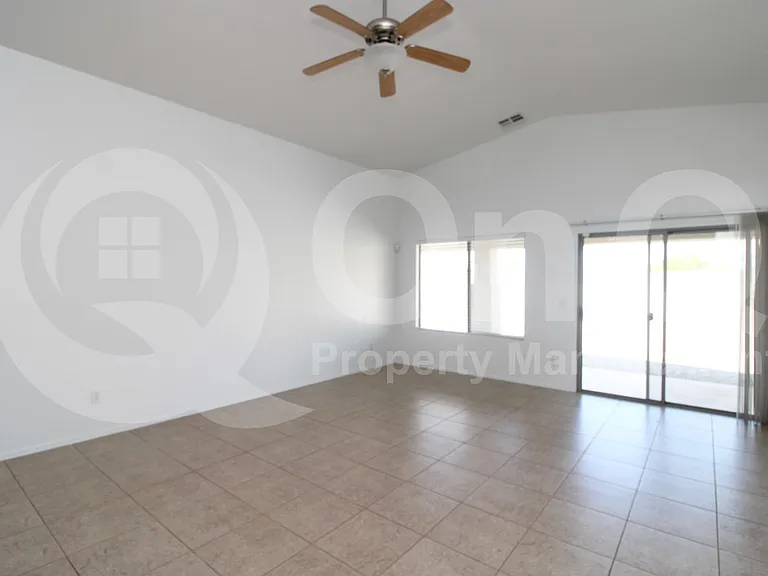 29654 W Weldon Ave — Photo 9