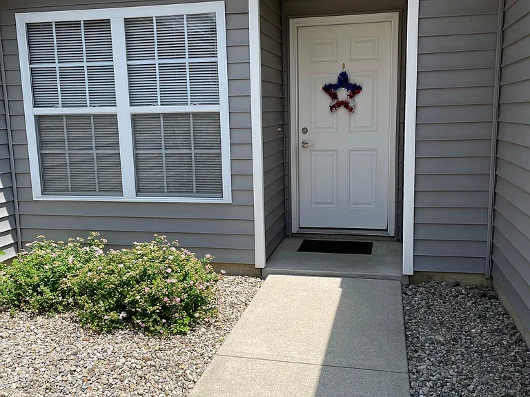 1702 Midsummer Night Cv — Photo 2