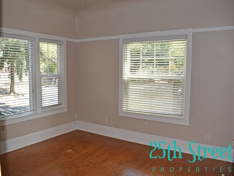 801 F St #4 — Photo 4