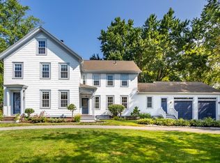 215 Virginia Rd, Concord, MA 01742