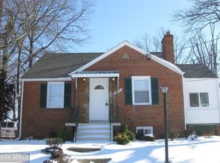 2701 Fairlawn St, Temple Hills, MD 20748