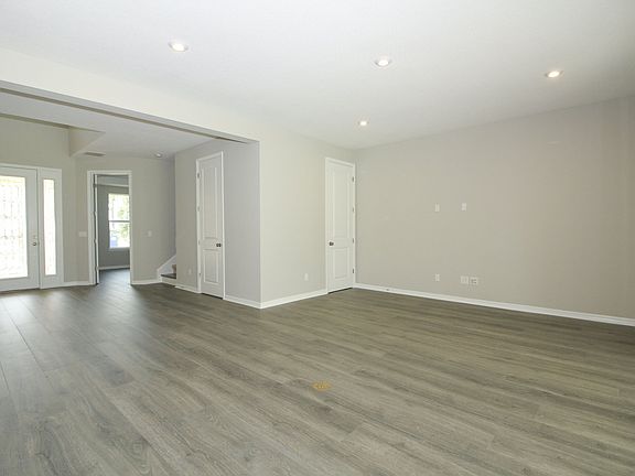 5th image of 7102 Talamore Dr