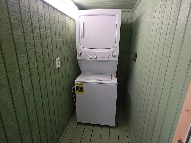 1303 Avenue 3 SE — Photo 10