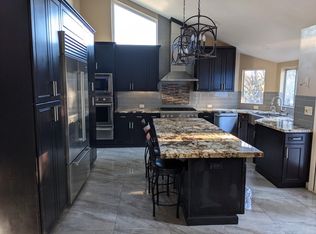 5952 Skyfarm Dr, Castro Valley, CA