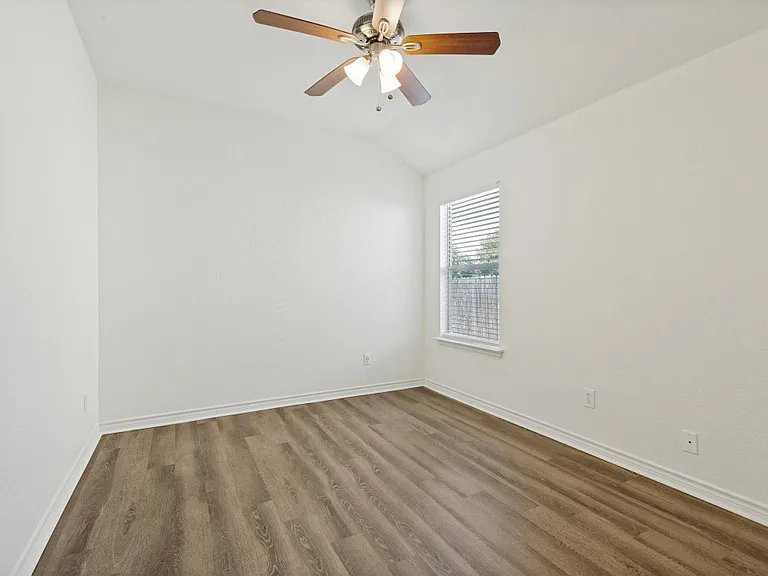 900 San Felipe Trl — Photo 10