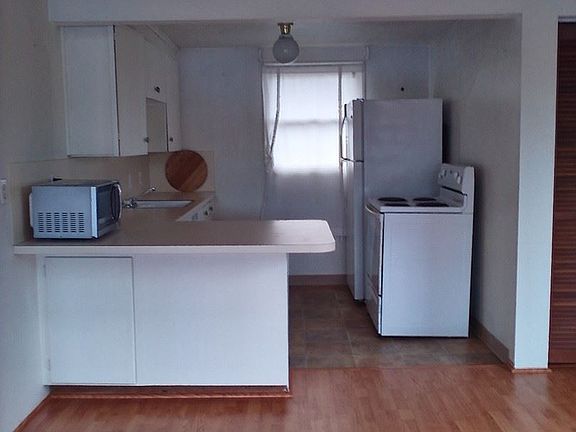3rd image of 9723 Lake Steilacoom Dr SW Unit B