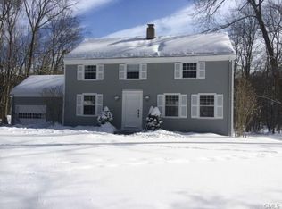 324 North St, Ridgefield, CT 06877