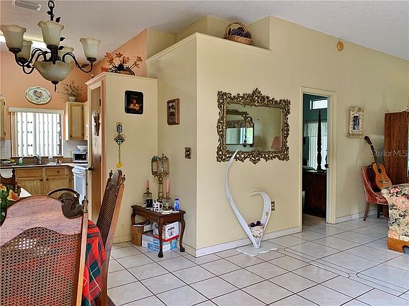3rd image of 11868 Hullbridge Ct
