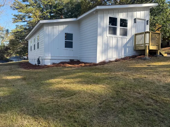126 Long Dr SW, Marietta, GA 30060
