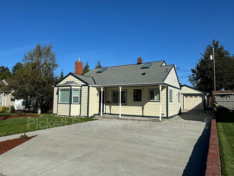 1st image of 2522 Veldee Ave