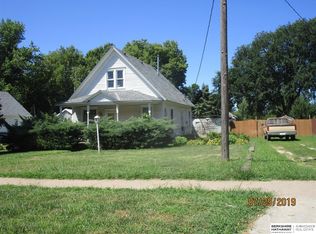 649 N 16th St, Blair, NE 68008