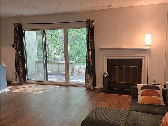 3rd image of 2731 Spinnaker Ct