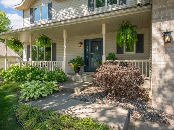 14105 Forest Ln, Apple Valley, MN 55124