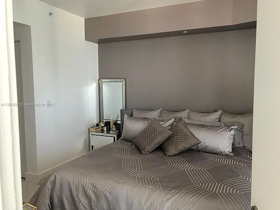 4th image of 1300 S Miami Ave #3703