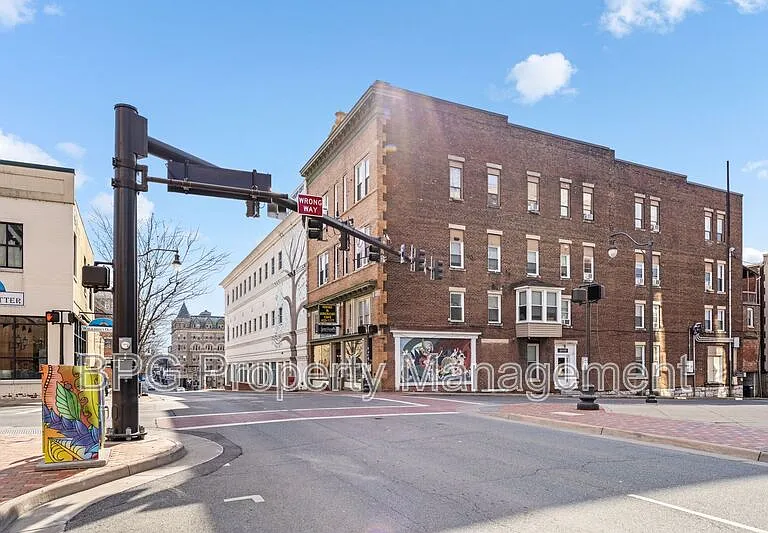 95 N Main St #200 — Photo 2