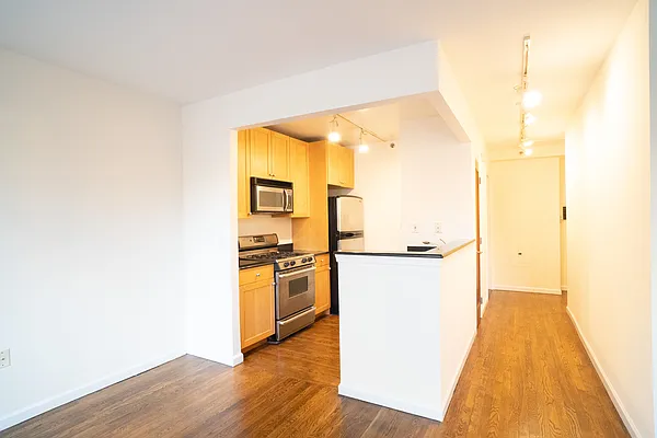 Rented by Douglas Elliman | media 6