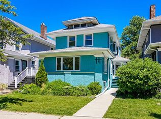 736 S Humphrey Ave, Oak Park, IL 60304