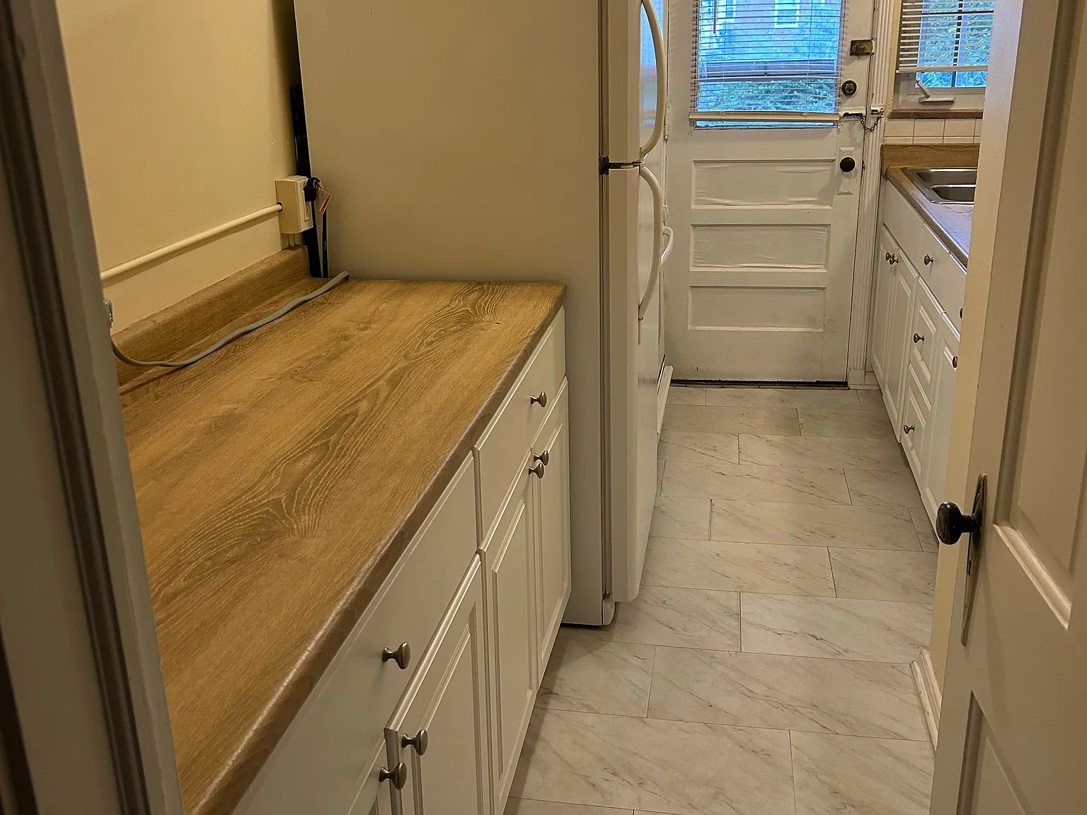 1 bed, 850 sqft, $1,150 — Photo 2