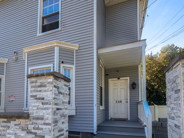 136 Washington Ter #1