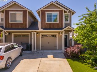 387 N 1st St, Carlton, OR 97111
