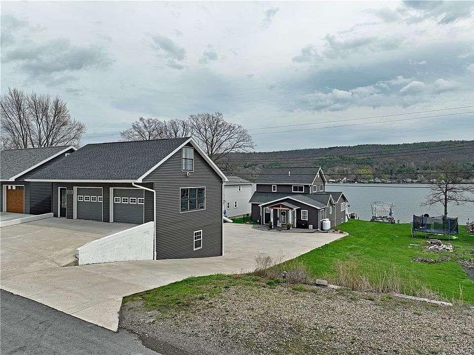 1st image of 4188 Shorewood Dr