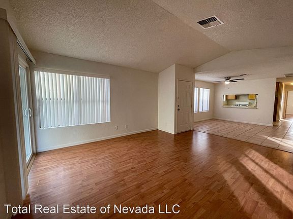 2nd image of 4596 Cedarspring Dr