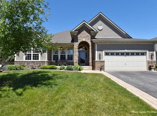 2913 Sterkel Rd, North Aurora, IL 60542