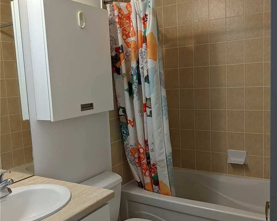 1st image of 38 Grenville St #3905