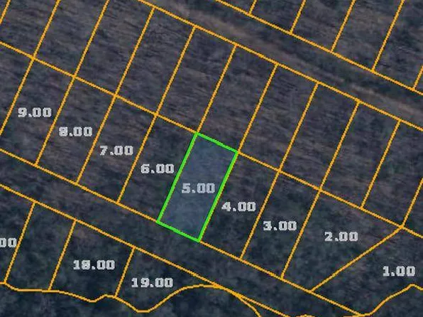 30 Okmulgee Dr, Crab Orchard, TN 37723